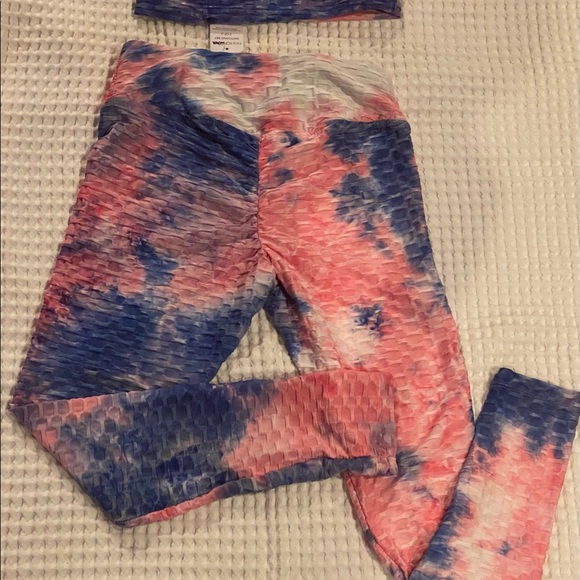 Brand new sexy 2 piece outfit for woman from Fashion Nova 🤩 - Picture 4 of 4